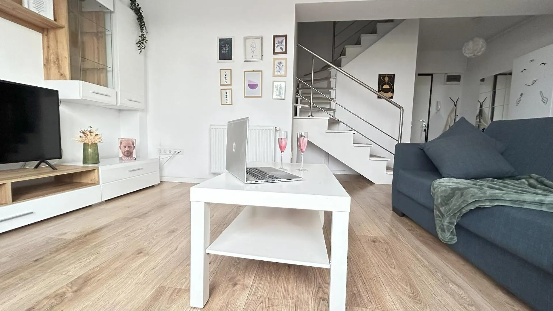 Elegant Premium Apartment With Panoramic Views - 10 Bucharest